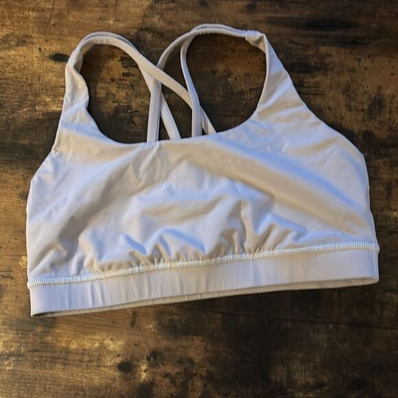 lululemon Energy Bra Small 
Support, A-C  Cups In LILAC ETHER - Picture 4 of 8